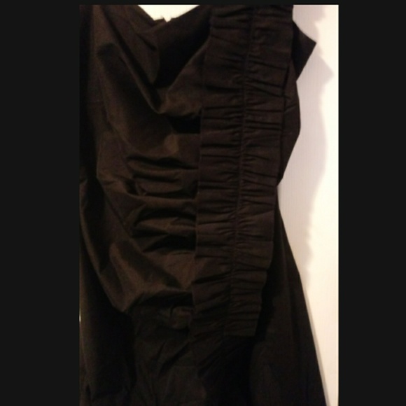 🌿DONATED🌿Sangria one shoulder black dress - Picture 5 of 6